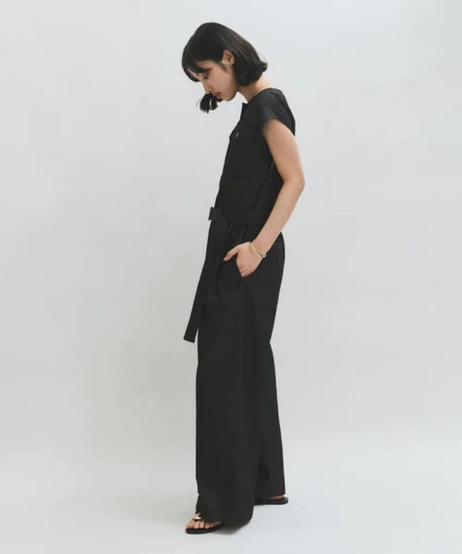 ADAM ET ROPE ノーカラースリーブオールインワン