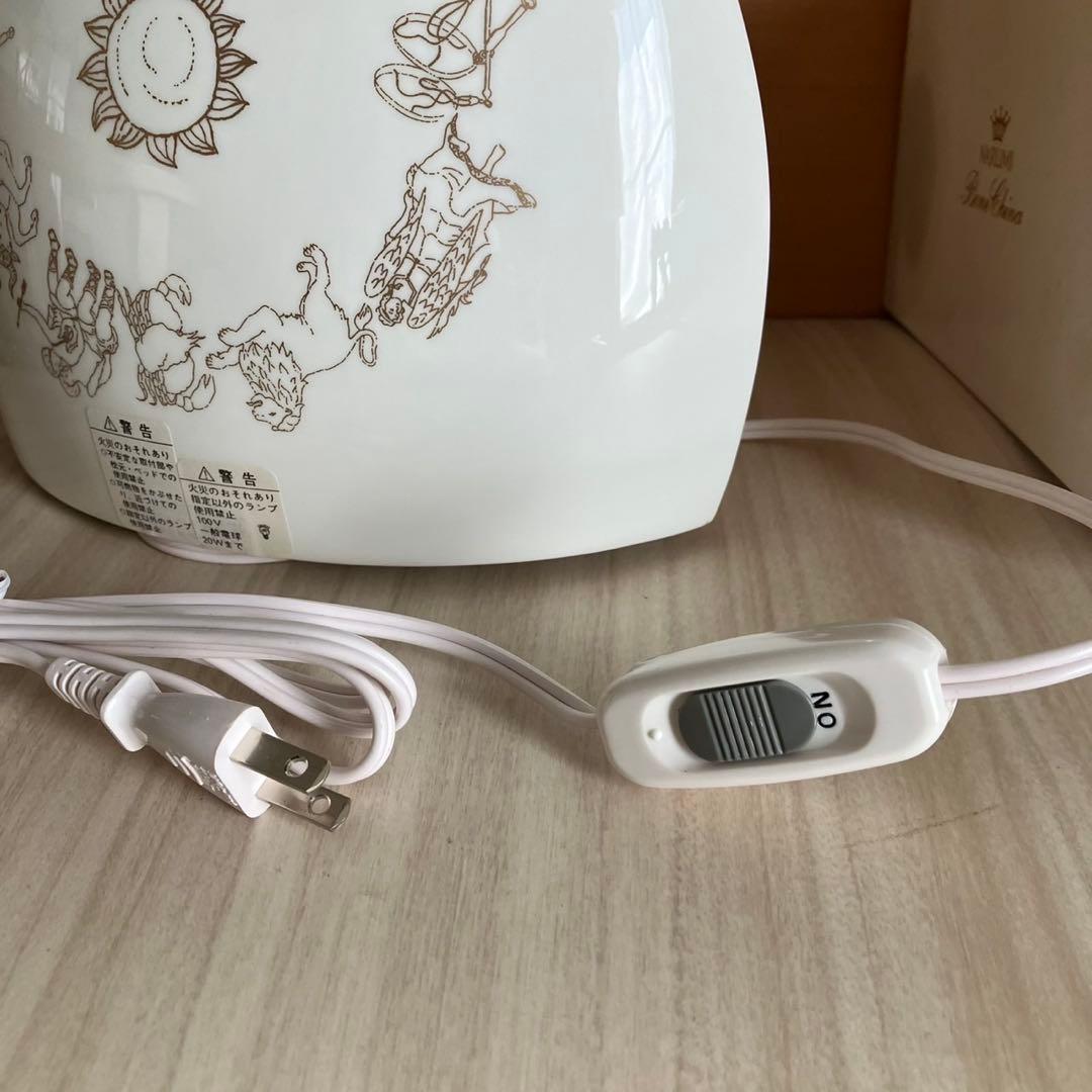 NARUMI インテリアランプ　乙女座　陶器