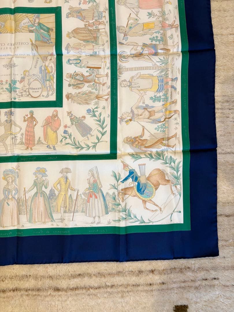 【セール中】HERMÈSコスチューム・シビル・アクチュエル　カレ90付属品付き