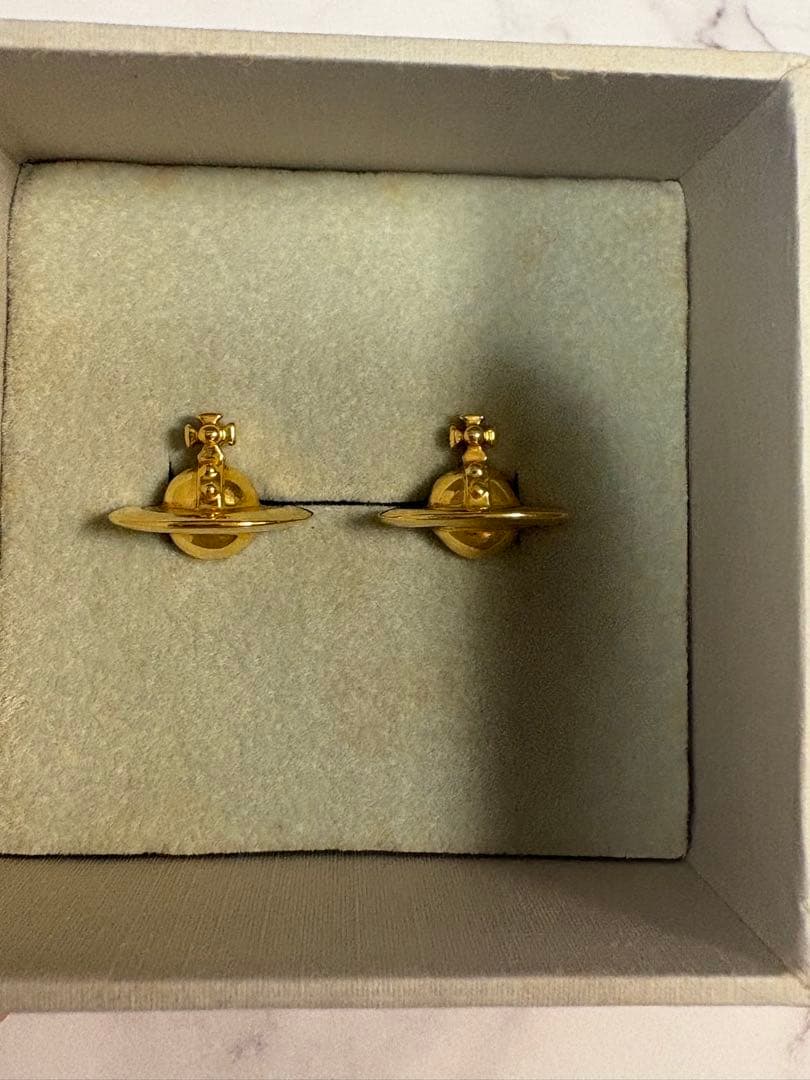 Vivienne Westwood ヴィヴィアンウエストウッド ピアス 2点