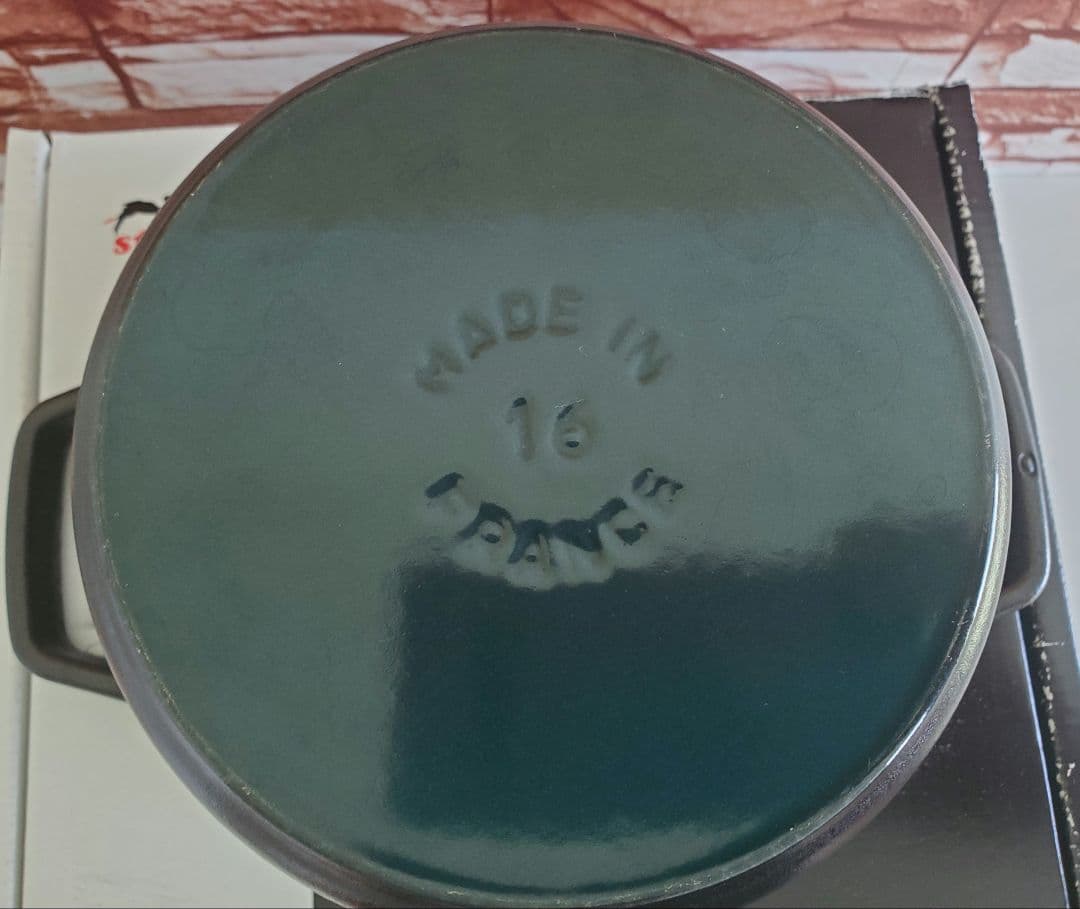 staub　ピコ・ココット ラウンド 16cm ストウブ