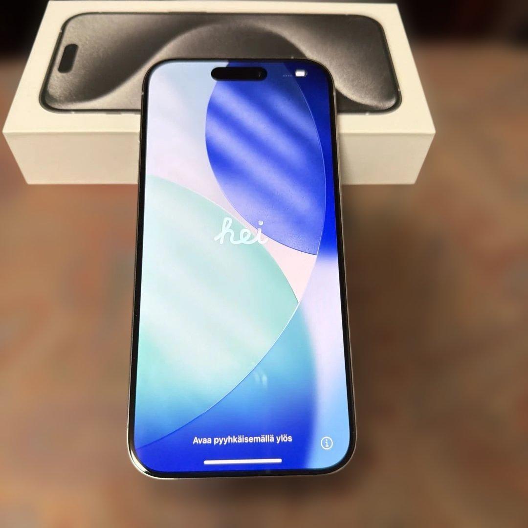 iPhone15Pro 128G バッテリー95% 極美品