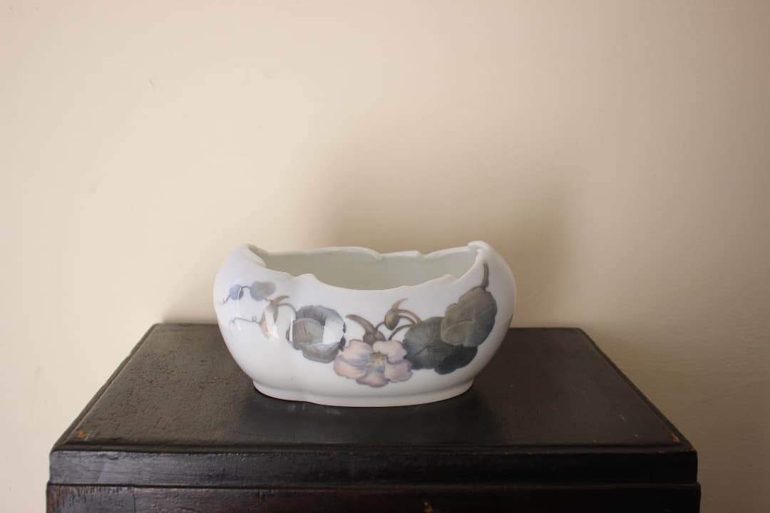 ロイヤルコペンハーゲン　アール・ヌーヴォー　花瓶　フラワーベース　鉢植え