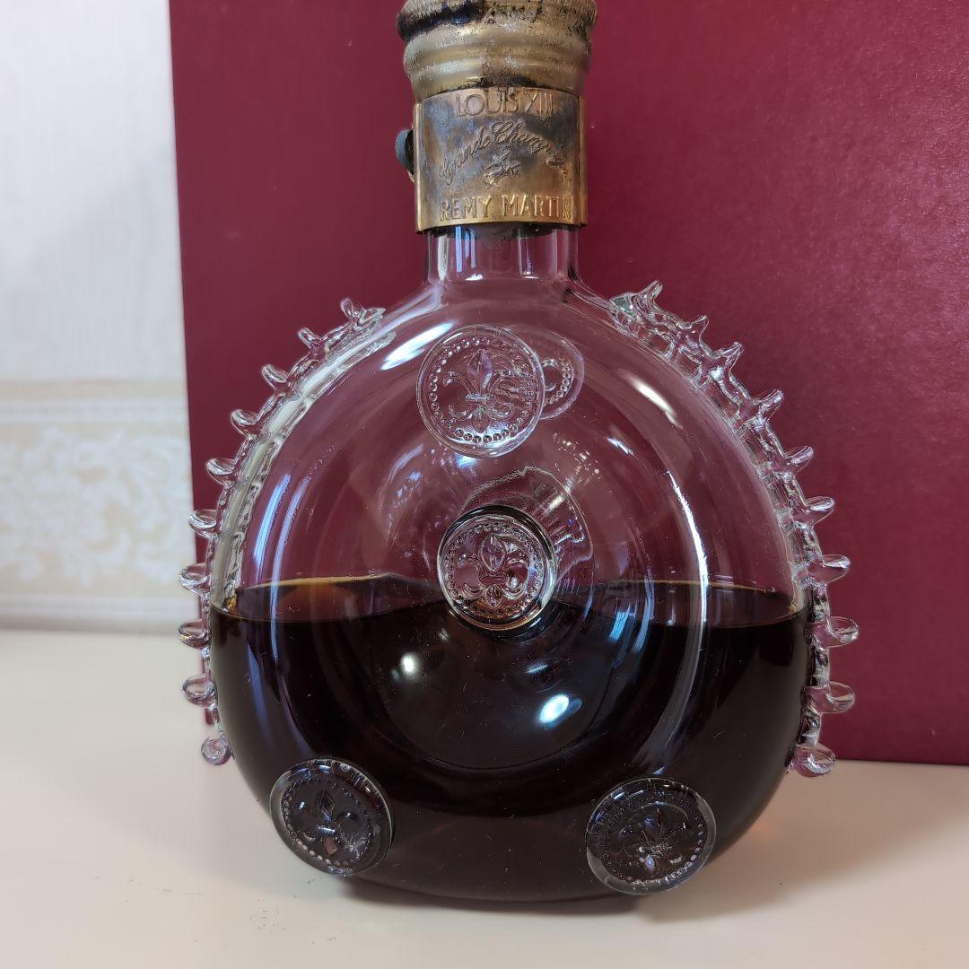 レミーマルタンルイ13世　　金キャップ　バカラ