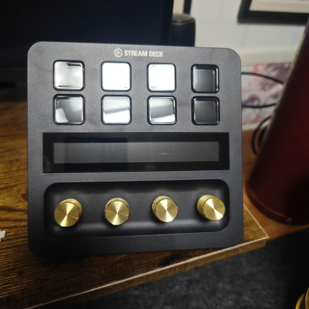 や*ま様 elgato stream deck+　Hub ゴールドボタン