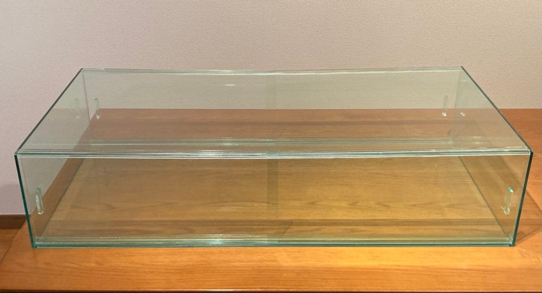 【美品】ガラス加工風 アクリルショーケース