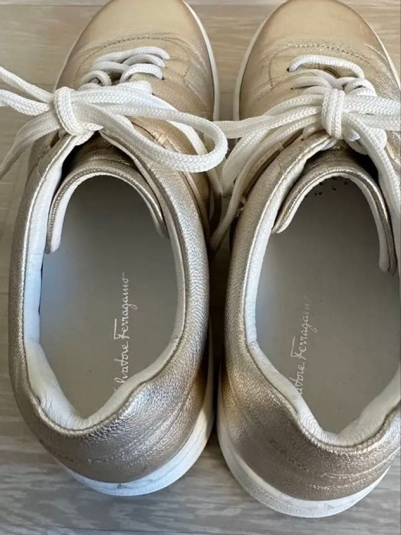 Salvatore Ferragamo レザースニーカー