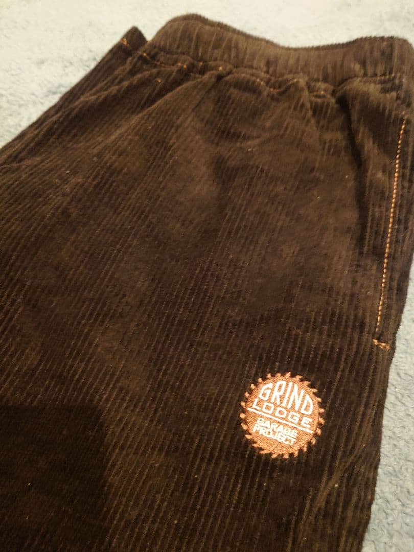 GRINDLODGE コーデュロイパンツ