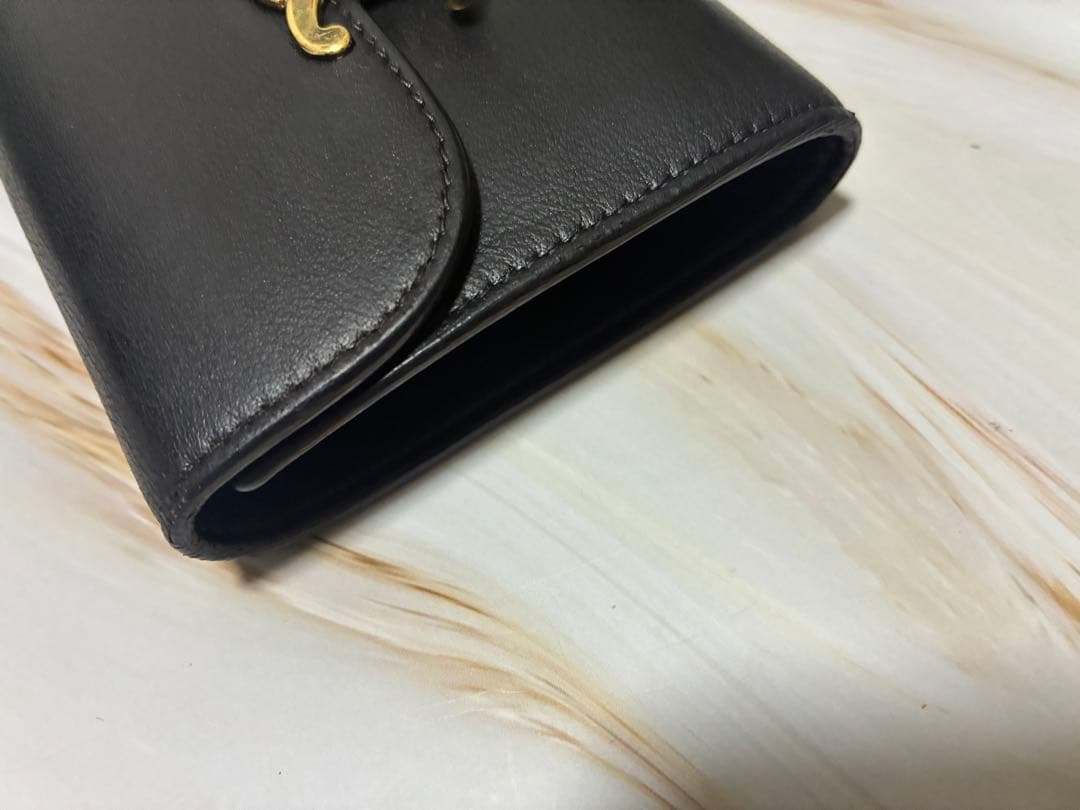 CELINE トリオンフ コンパクトフラップウォレット シャイニースムーススキン