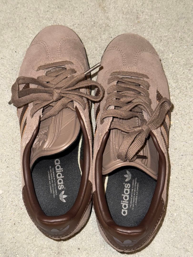 adidas GAZELLE ガゼル　茶色　スニーカー24㎝