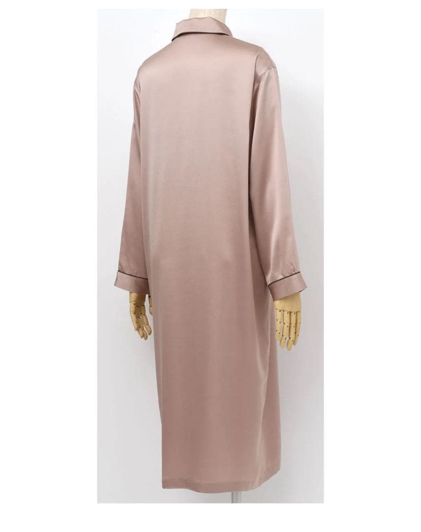 睡眠科学 長袖 絹100% 吸放湿性 前開きワンピース YNX544 Lサイズ