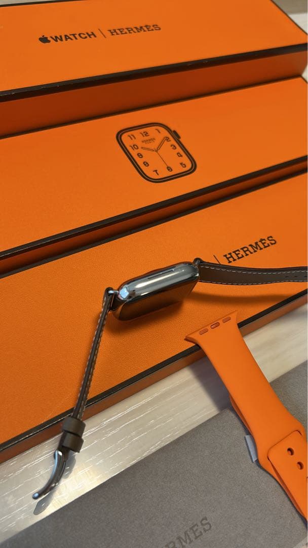 Apple Watch Hermès Series 8 エトゥープ