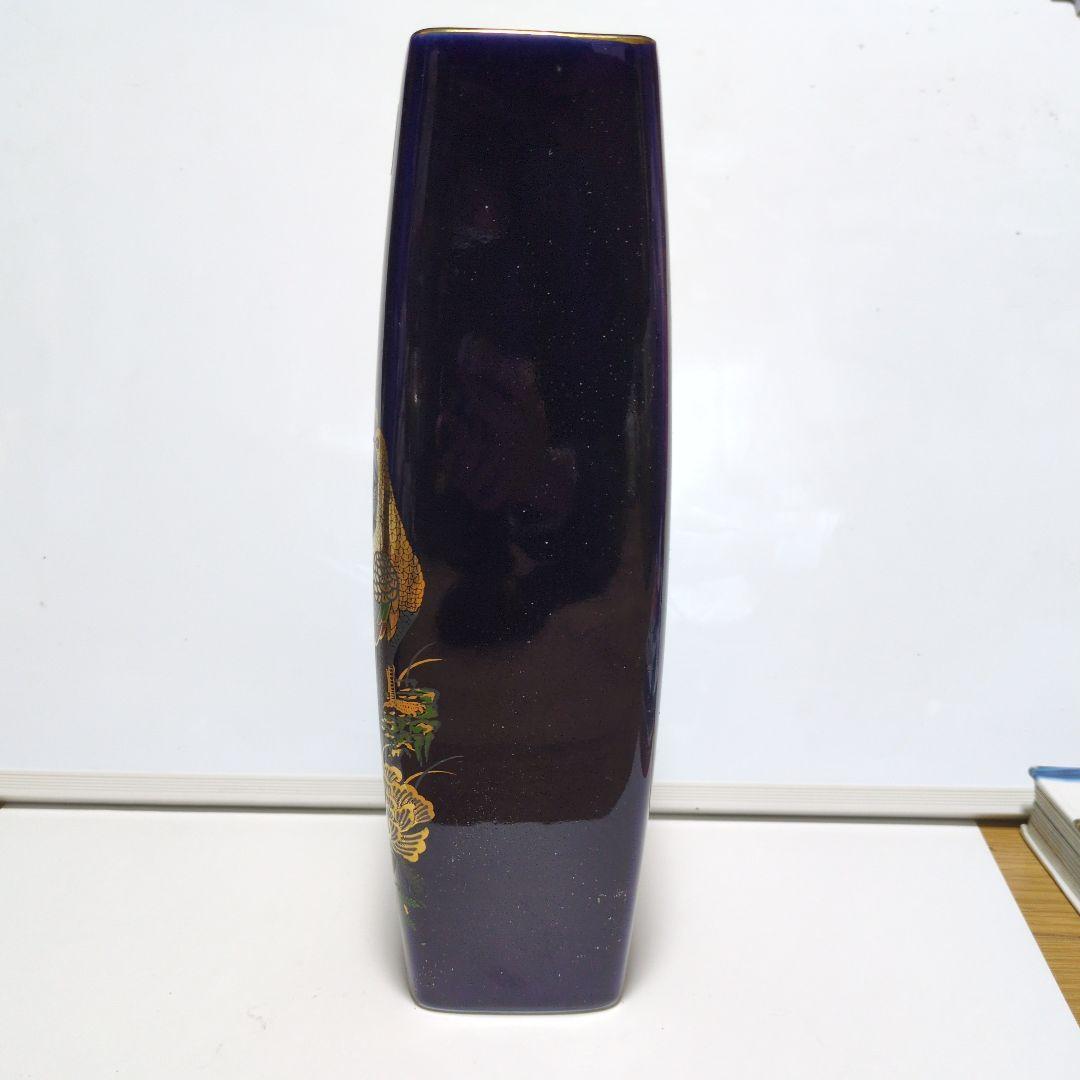 中国製 花瓶 高さ28cm 四角 紺地 孔雀 花柄 金彩 大型 花器