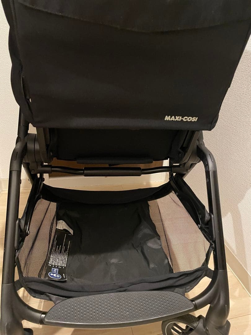 Maxi-Cosi マキシコシ　Leona レオナベビーカー