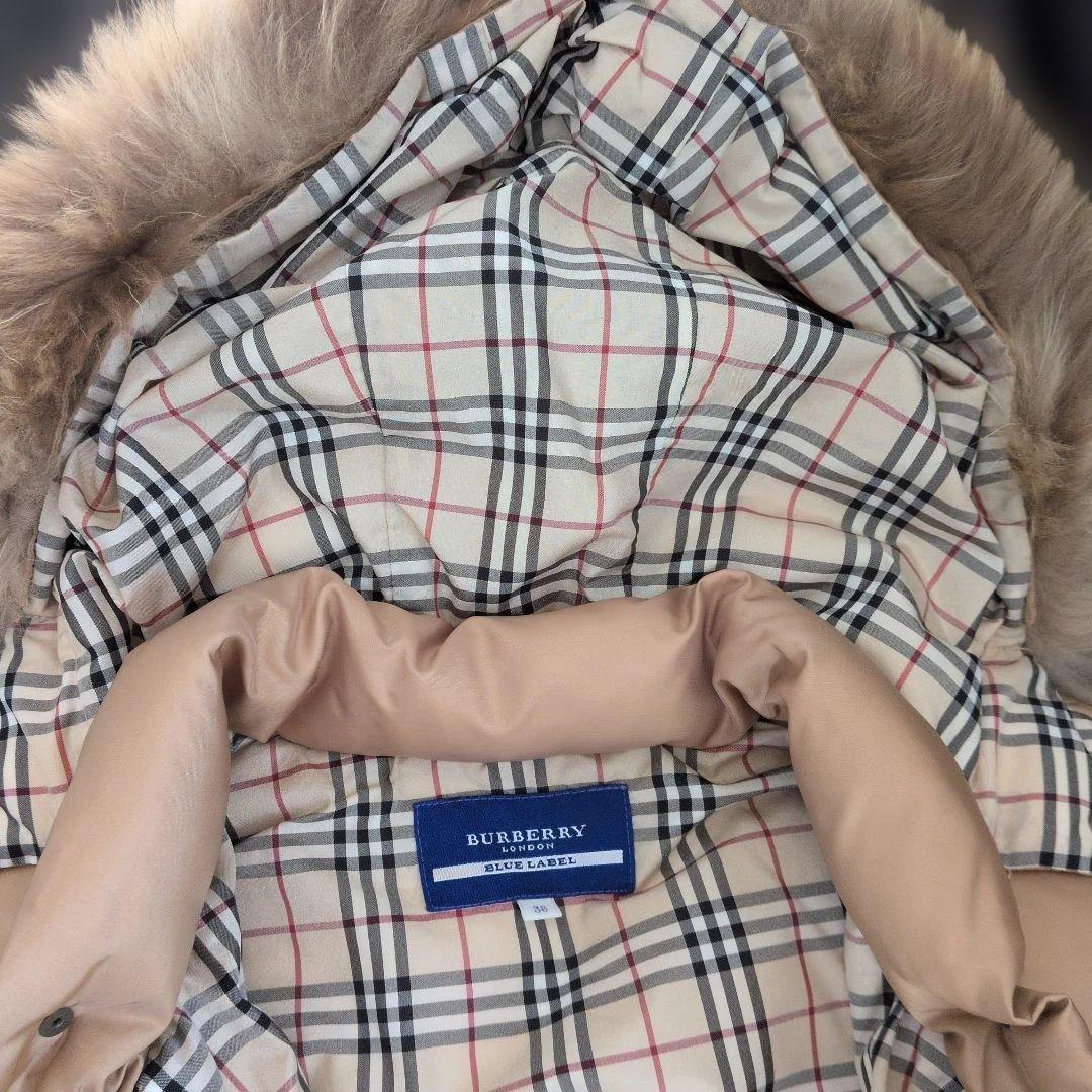 BURBERRY Blue Label ベージュダウンジャケット