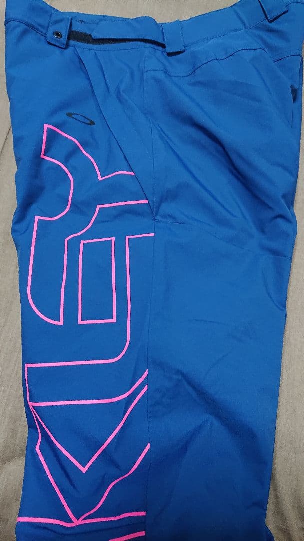 OAKLEY オークリー スノーボードウェア 上下セット 日本サイズ：L