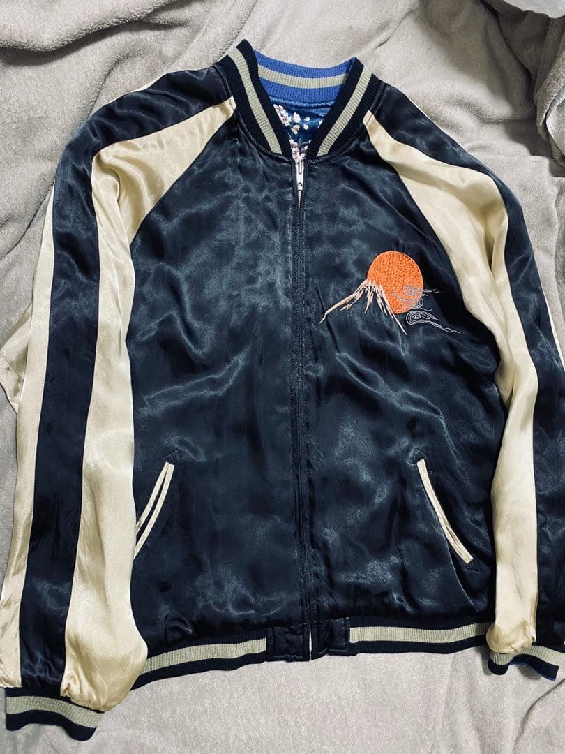 SATORI日本　スカジャン　限定版　サテン　2面使う 桜虎アウル