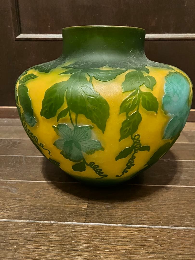 アールヌーボー 手描きガラス花瓶 中型