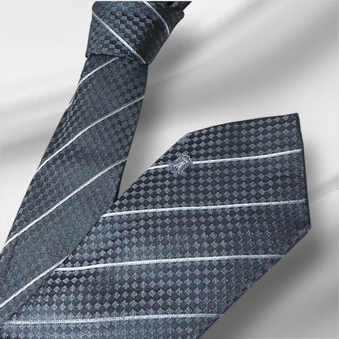 ♾️A氣ちゃんX♾️ ⭐️ルイヴィトン　マイクロダミエ　ネクタイ　光沢