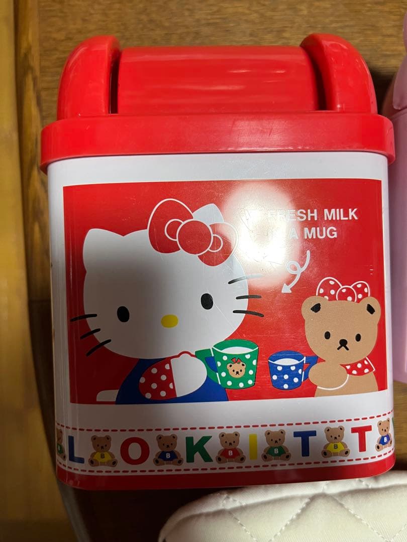 キティ　レトロ　小物入れ　マスキング　ゴミ箱　ミトン　ポンプボトル　収納