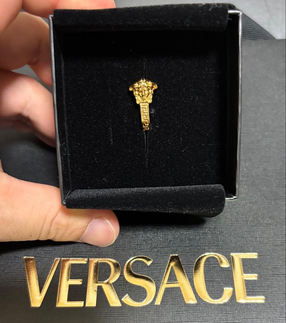 VERSACE ゴールド メデューサピアス(片耳)