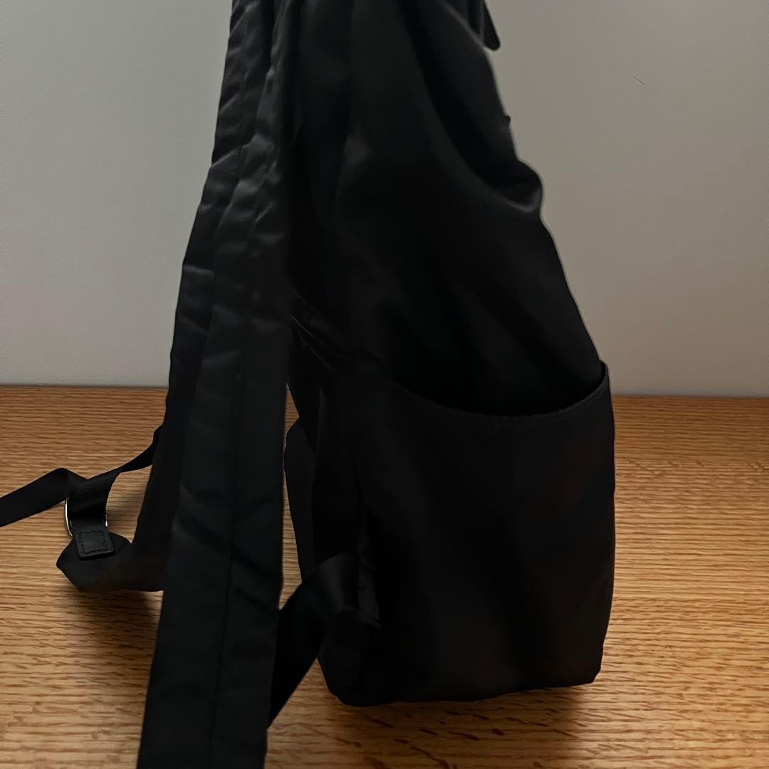 美品★ Y'SACCS イザック リュック ナイロン×牛革 ブラック 通勤 通学