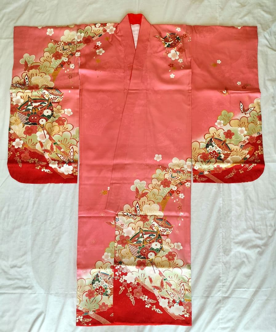 クリーニング済み　七五三　7歳　ハーフ成人式　着物　四つ身　ピンク　古典柄　糸車