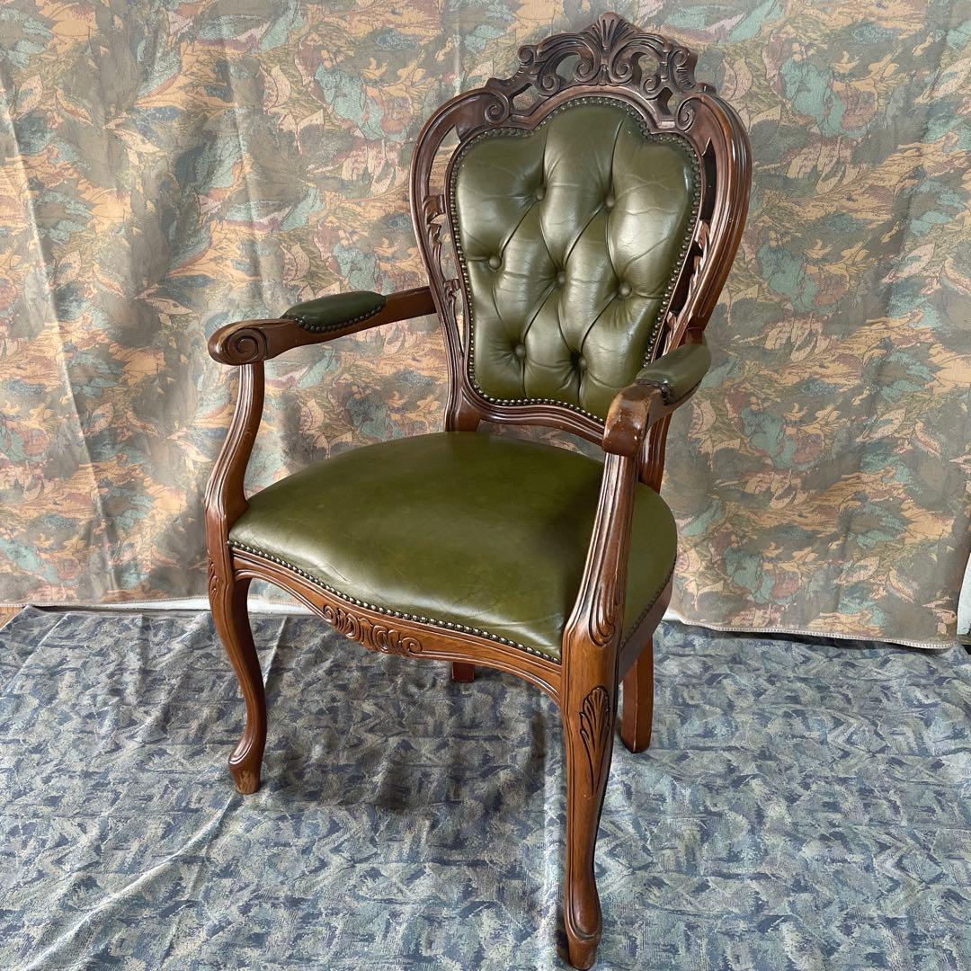 ⭕️ねこ帽子⭕️ ヨーロッパアンティークチェア