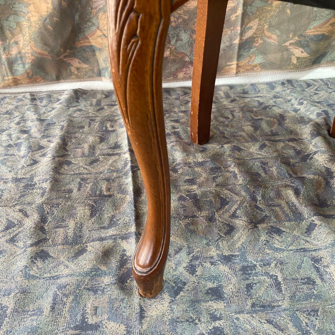 ⭕️ねこ帽子⭕️ ヨーロッパアンティークチェア