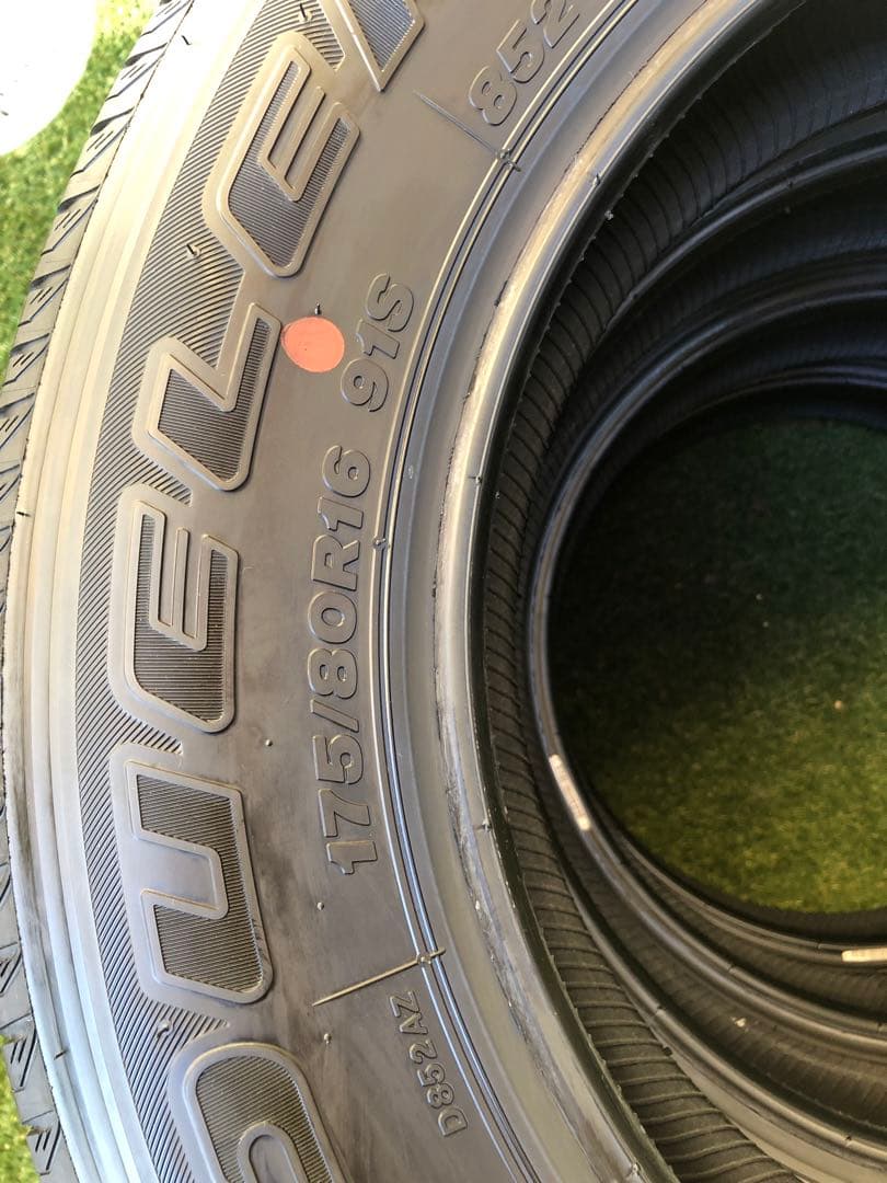 スズキジムニーJB64 純正タイヤ　4本中2本　2025年7月新車納車分　①