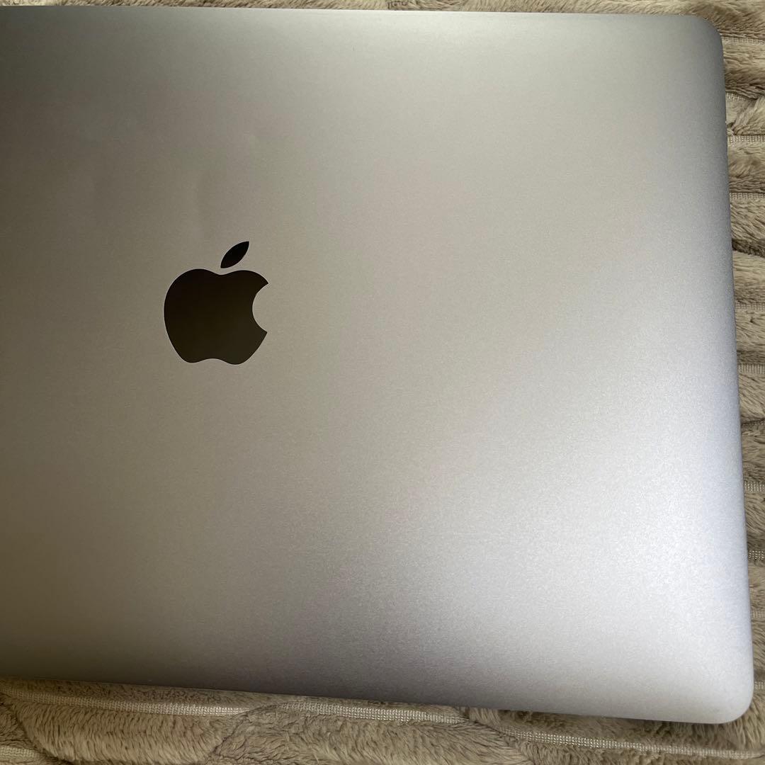 MacBook Air 13インチ M1 16GB/512GB SSD 89%