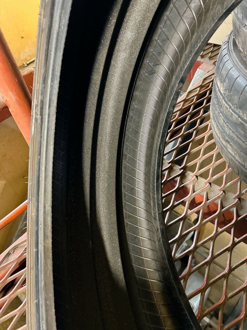 はまむろ　245/40R19(ランフラット) ①