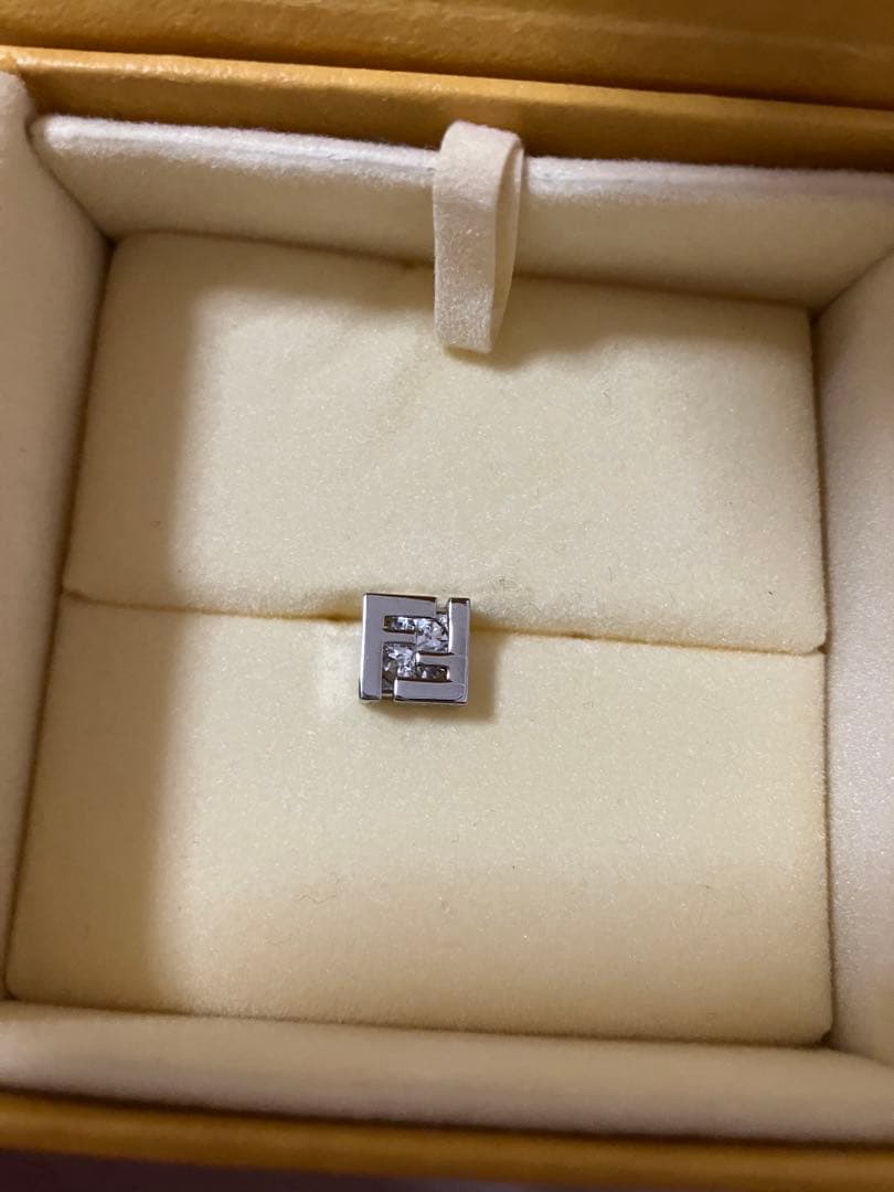 Man 目黒蓮さん着用　FFピアス　シルバーピアス 片耳