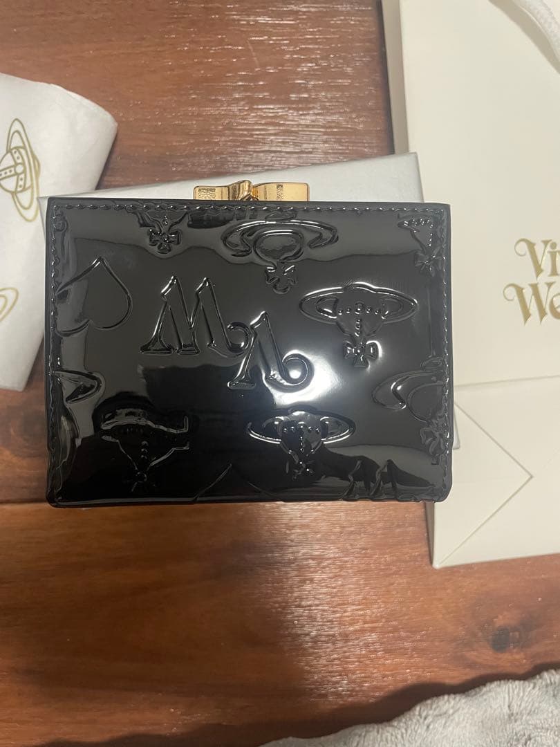 【大人気✨️紙袋付】新品 Vivienne Westwood エナメル 黒