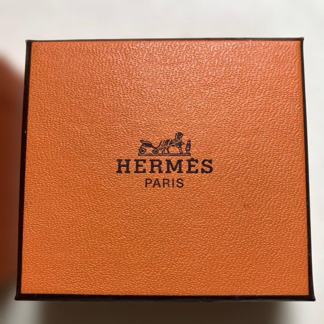 HERMES エルメス　アタメ　スカーフリング　ゴールド　共箱入り