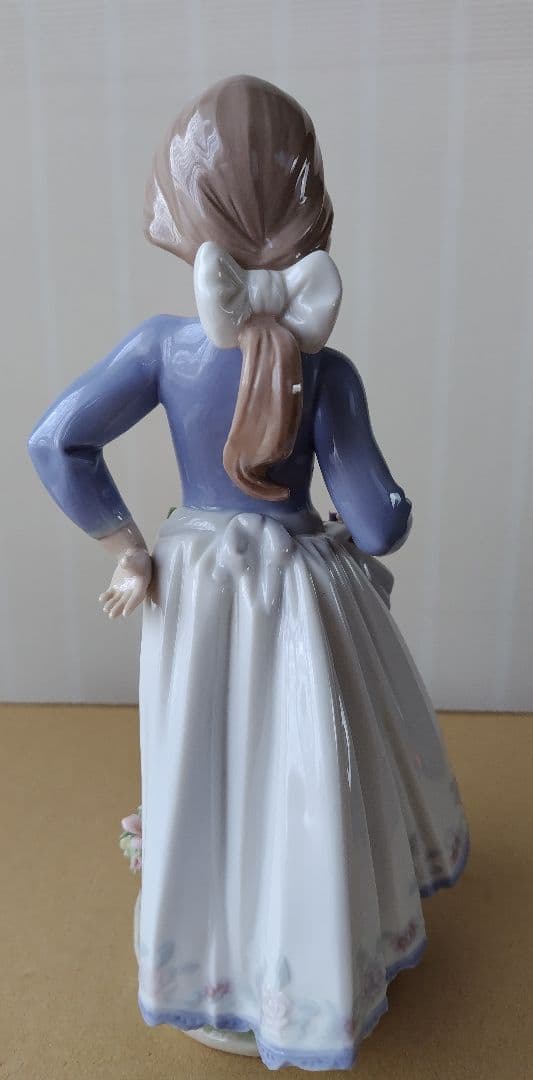 リヤドロ　置物　人形　約24センチ