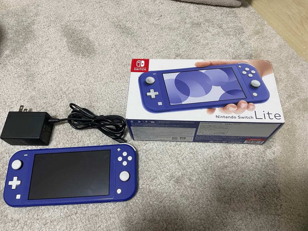 L*s様 Nintendo Switch lite ブルー　ニンテンドー　スイッ