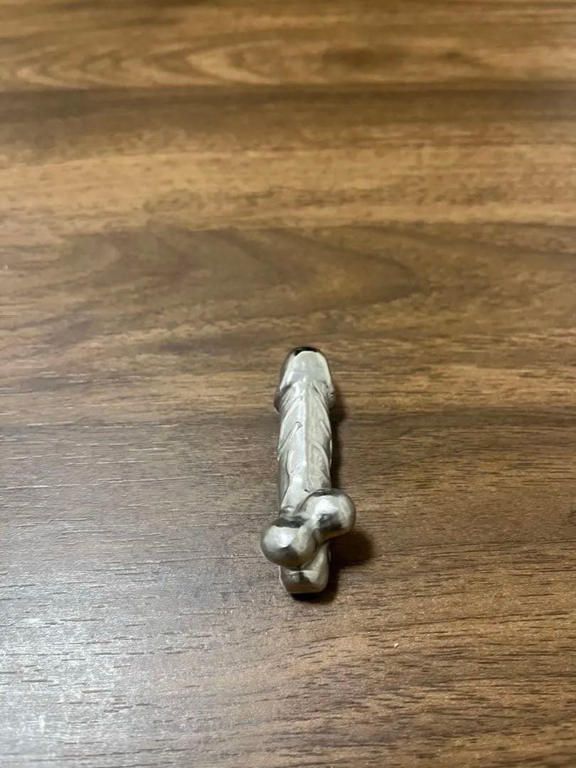 オブジェ　バラエティーグッズ　インテリア　置き物　アクセサリー　金属　　箸置き