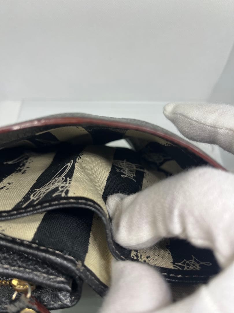 ヴィヴィアン 三つ折り財布 黒 ゴールドオーブ 美品