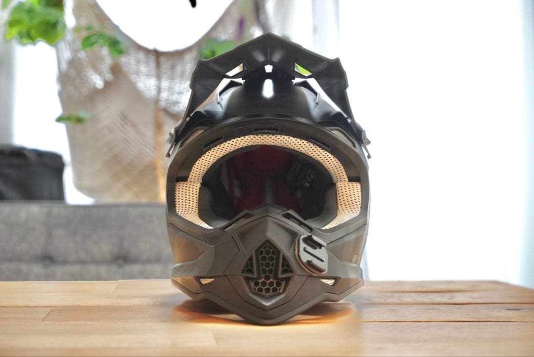 O'NEAL 2S ブラック モトクロスヘルメット