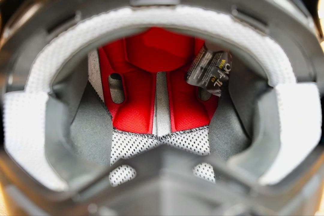 O'NEAL 2S ブラック モトクロスヘルメット