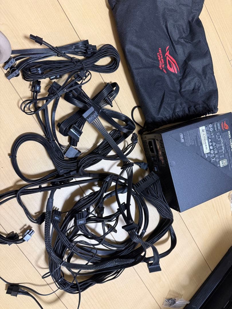 ASUS ROG THOR 850W PLATINUM 電源ユニット
