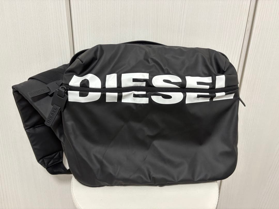 DIESEL ブラック ボディバッグ新品未使用、即発送！