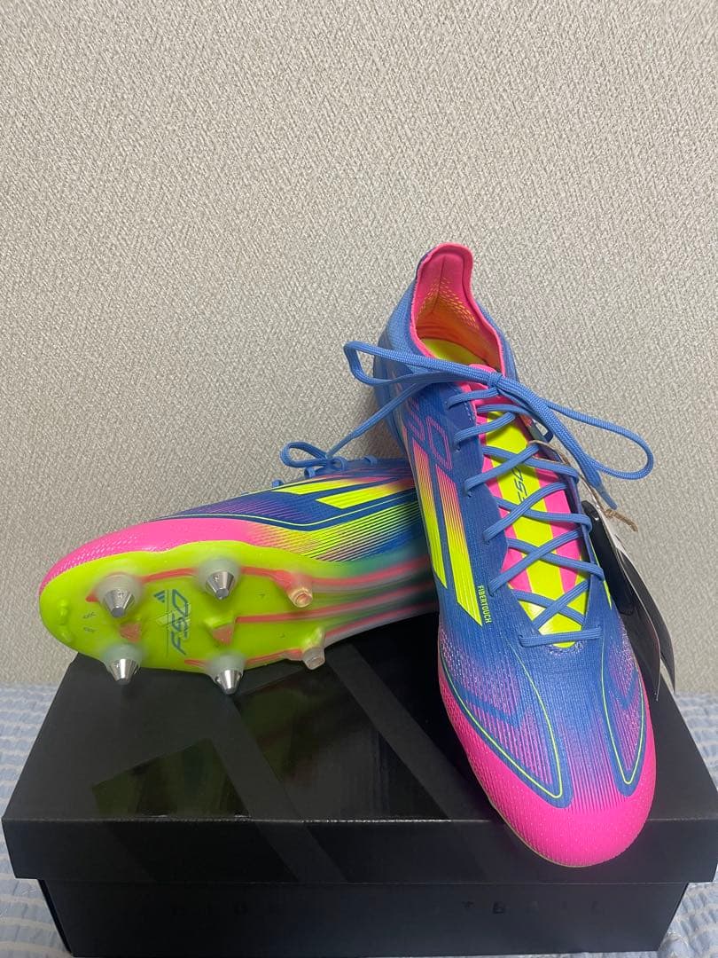 adidas F50 サッカーシューズ