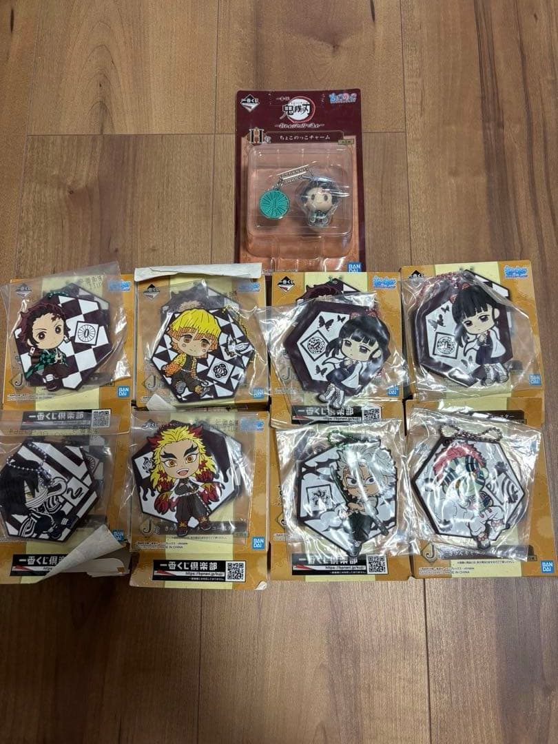 鬼滅の刃　映画DVD、フィギュア、1番くじまとめ売り