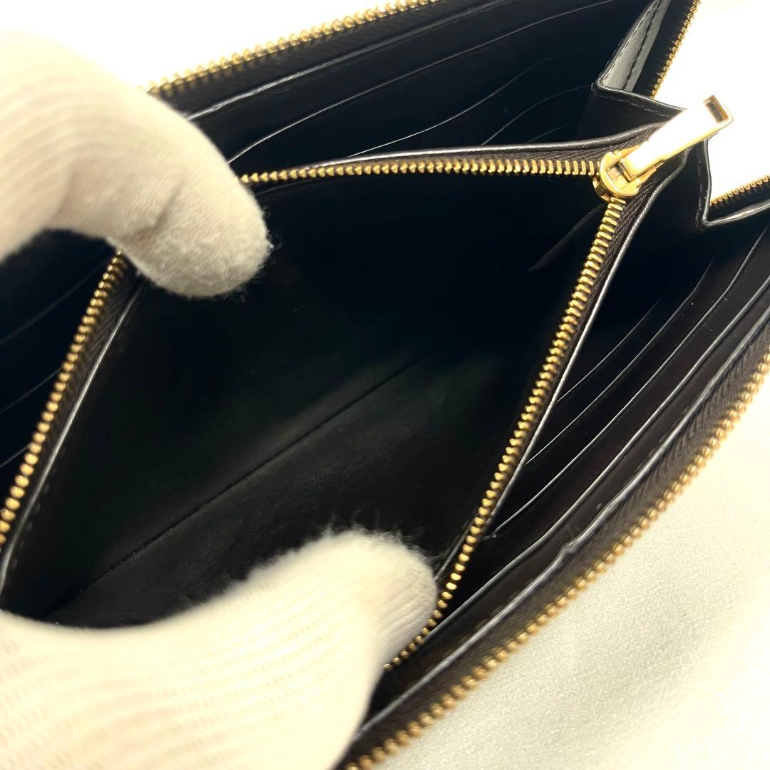 ボッテガヴェネタ　長財布　カセット　ラウンドファスナー　本革　ダークブラウン