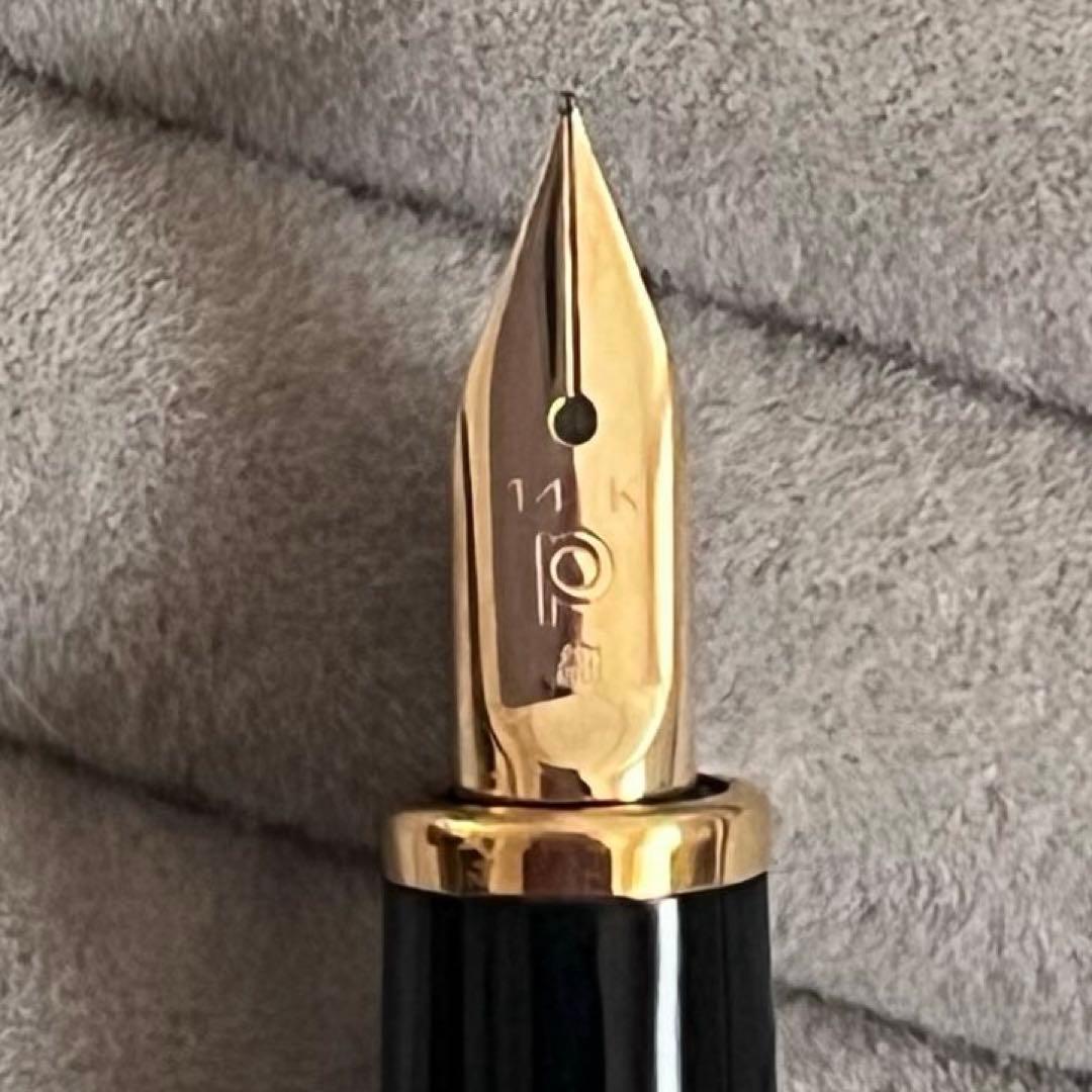 美品　PLATINUM プラチナ 万年筆 14K 桜 蒔絵風 ブラック ゴールド