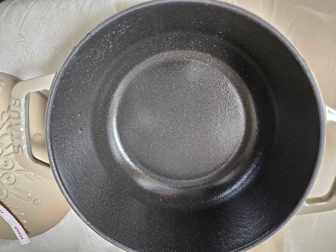 【新品未使用品】ストウブ Wa-NABE S 16cm リネン