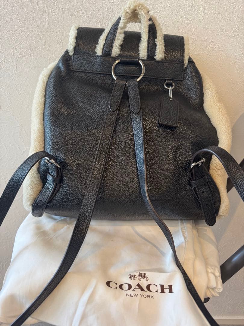 コーチ　リアルファー　ムートン　リュック　レザー