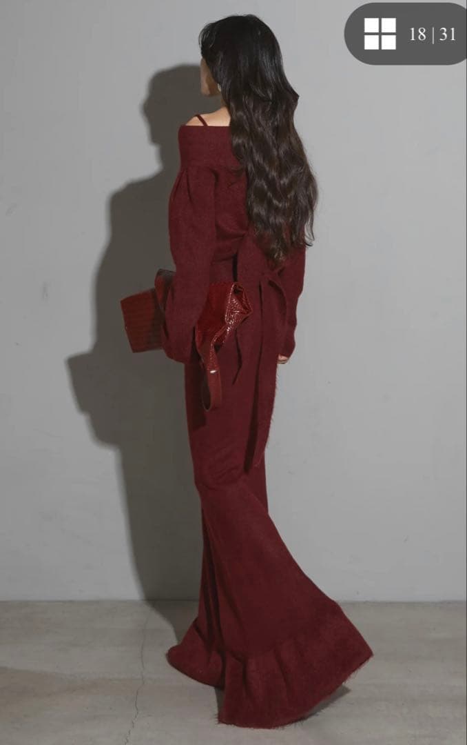 バーガンディ オフショルダー ワンピース